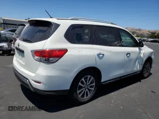2015 Nissan Pathfinder S with VIN 5N1AR2MNXFC682500, listed as a Copart auction lot 61003095 with 105,754 mi miles and Salvage title. Bid and sale history available at DreamBid. Image 3.