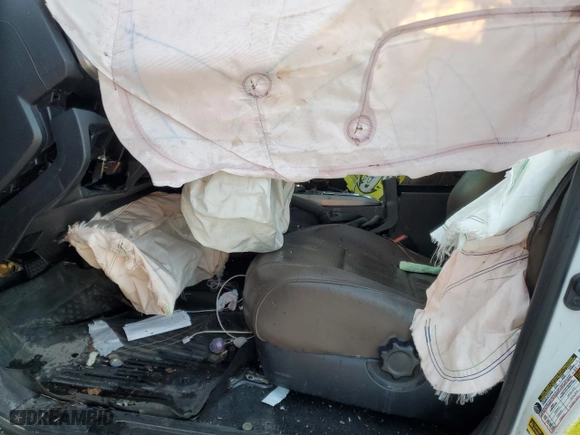 2017 Toyota Tacoma Limited with VIN 5TFEZ5CN3HX050393, listed as a Copart auction lot 87256004 with 158,096 mi miles and Salvage Title. Bid and sale history available at carsss.com. Image 7.