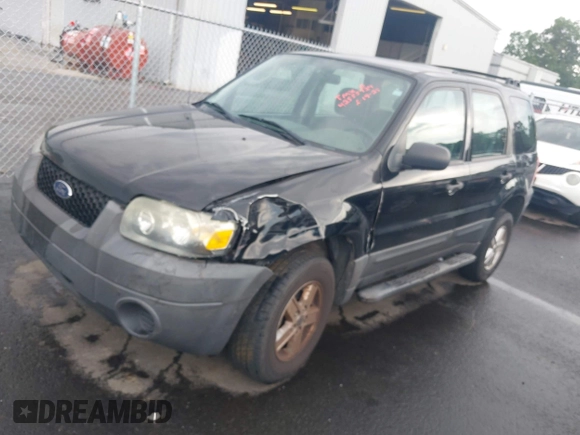 2007 Ford Escape XLS with VIN 1FMYU02Z67KA31055, listed as a IAAI auction lot 42555724 with 248,632 mi miles and . Bid and sale history available at DreamBid. Image 2.
