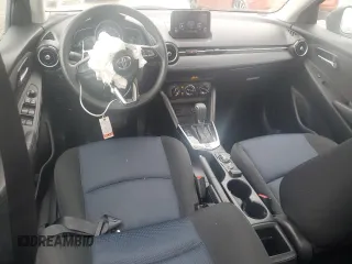 2019 Toyota Yaris L с VIN 3MYDLBYV3KY507165, выставлен на аукционе Copart как лот 57951855 с пробегом 55 476 миль миль и Списание • Salvage title. История ставок и продаж доступна на DreamBid. Изображение 8.