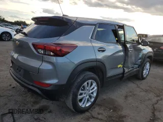 2024 Chevrolet TrailBlazer LS with VIN KL79MNSL8RB197689, listed as a Copart auction lot 42964705 with 22,110 mi miles and Salvage Title. Bid and sale history available at DreamBid. Image 3.