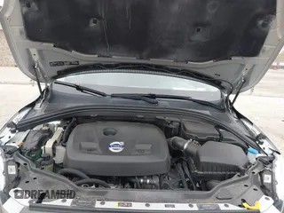 2015 Volvo XC60 T5 Drive-E Premier z VIN YV440MDB9F2613538, wystawiony jako IAAI lot #42183886 z przebiegiem 115 768 mil mil oraz . Historia ofert i sprzedaży dostępna na DreamBid. Obrazek 10.