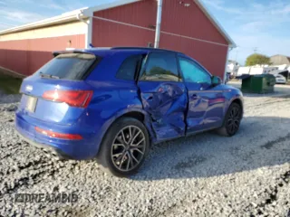 2021 Audi SQ5 Premium Plus with VIN WA1B4AFY2M2102291, listed as a Copart auction lot 72161104 with 44,682 mi miles and Salvage Title. Bid and sale history available at DreamBid. Image 3.