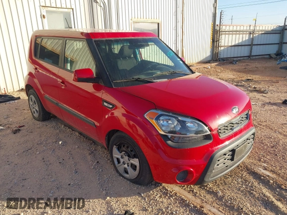 2013 Kia Soul with VIN KNDJT2A5XD7514632, listed as a IAAI auction lot 41767178 with 117,699 mi miles and . Bid and sale history available at DreamBid. Image 1.