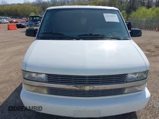 1995 Chevrolet Astro Cargo Van with VIN 1GBDM19W2SB148388, listed as a IAAI auction lot 42126915 with 135,062 mi miles. Bid and sale history available at carsss.com. Image 6.