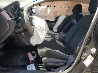 2018 Nissan Sentra S z VIN 3N1AB7AP9JY271006, wystawiony jako Copart lot #54979375 z przebiegiem 78 100 mil mil oraz Szkoda całkowita • Salvage title. Historia ofert i sprzedaży dostępna na DreamBid. Obrazek 7.
