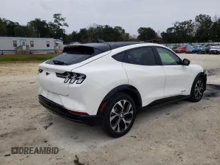 2021 Ford Mustang Mach-E Premium z VIN 3FMTK3SU9MMA27947, wystawiony jako Copart lot #71925032 z przebiegiem 11 433 mil mil oraz . Historia ofert i sprzedaży dostępna na DreamBid. Obrazek 3.