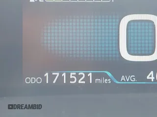 2016 Toyota Prius Two z VIN JTDKBRFU2G3014010, wystawiony jako IAAI lot #42254617 z przebiegiem 171 521 mil mil oraz . Historia ofert i sprzedaży dostępna na DreamBid. Obrazek 15.