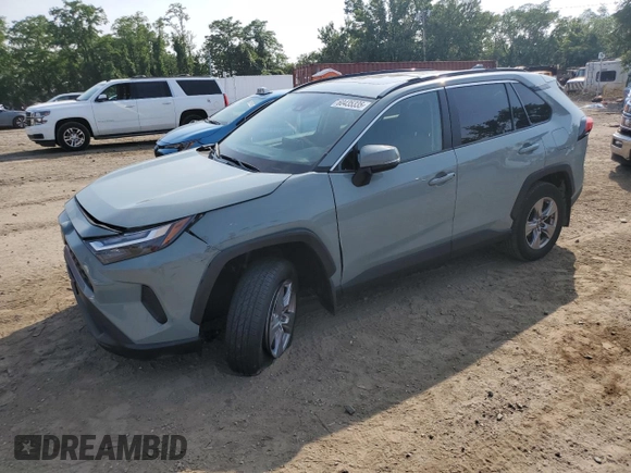 2022 Toyota RAV4 XLE with VIN 2T3P1RFVXNW308735, listed as a Copart auction lot 60435335 with 30,578 mi miles and Salvage title. Bid and sale history available at DreamBid. Image 1.