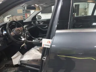 2015 Mercedes-Benz C 300 Luxury with VIN 55SWF4KB8FU080199, listed as a IAAI auction lot 41987861 with 70,962 mi miles and . Bid and sale history available at carsss.com. Image 6.