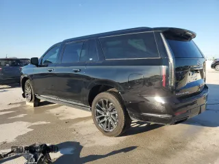 2025 Cadillac Escalade z VIN 1GYS9PRL6SR137800, wystawiony jako Copart lot #49889855 z przebiegiem 3 031 mil mil oraz Szkoda całkowita • Salvage title. Historia ofert i sprzedaży dostępna na DreamBid. Obrazek 2.
