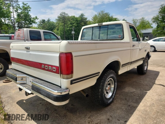 1990 Ford F-150 с VIN 1FTEF14N7LLA38988, выставлен на аукционе Copart как лот 61417455 с пробегом 46 390 миль миль и Чистый • Clean title. История ставок и продаж доступна на DreamBid. Изображение 4.
