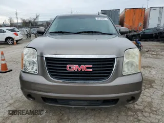 2011 GMC Yukon XL SLE with VIN 1GKS1HE00BR384801, listed as a Copart auction lot 87164264 with 210,809 mi miles and Clean Title. Bid and sale history available at carsss.com. Image 5.