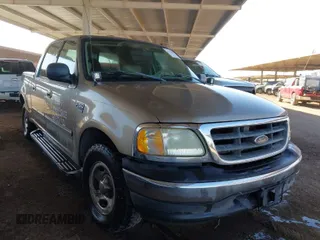 2003 Ford F-150 XLT with VIN 1FTRW07693KA29179, listed as a IAAI auction lot 41726462 with 191,365 mi miles. Bid and sale history available at carsss.com. Image 1.