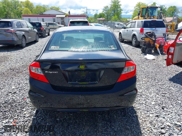 2015 Honda Civic LX z VIN 19XFB2F5XFE102330, wystawiony jako IAAI lot #42252495 z przebiegiem 81 277 mil mil oraz . Historia ofert i sprzedaży dostępna na DreamBid. Obrazek 16.