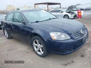 2005 Nissan Altima 3.5 SE with VIN 1N4BL11D65N406405, listed as a IAAI auction lot 41913724 with 236,756 mi miles. Bid and sale history available at carsss.com. Image 1.