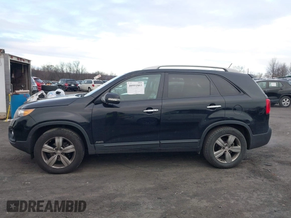 2013 Kia Sorento EX with VIN 5XYKUDA27DG413537, listed as a IAAI auction lot 40991803 with 163,534 mi miles. Bid and sale history available at carsss.com. Image 14.