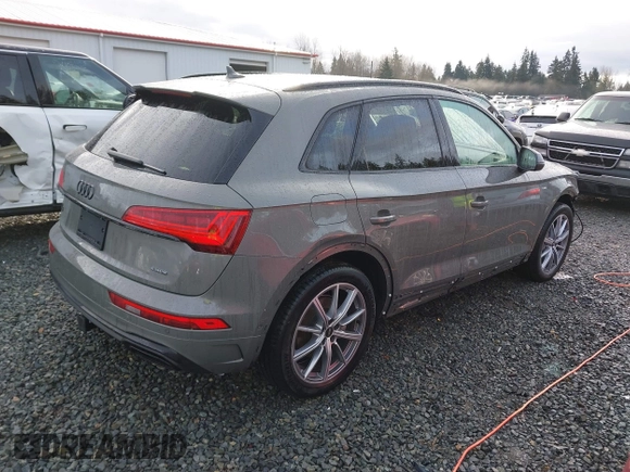 2023 Audi Q5 S line Prestige with VIN WA1F2AFY4P2121307, listed as a IAAI auction lot 41579550 with 13,869 mi miles. Bid and sale history available at carsss.com. Image 4.