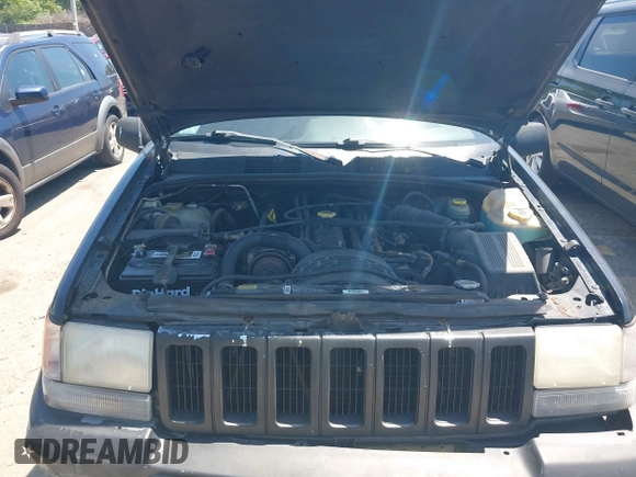 1997 Jeep Grand Cherokee Laredo with VIN 1J4GZ58S3VC508194, listed as a IAAI auction lot 42578622 with 146,559 mi miles and . Bid and sale history available at DreamBid. Image 10.