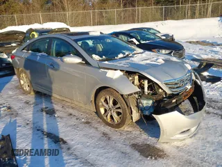 2013 Hyundai Sonata Limited with VIN 5NPEC4AC9DH637281, listed as a IAAI auction lot 41394123 with 167,201 mi miles and . Bid and sale history available at DreamBid. Image 1.