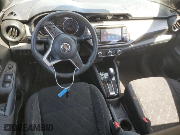 2020 Nissan Kicks S z VIN 3N1CP5BV3LL550172, wystawiony jako Copart lot #52021615 z przebiegiem 70 554 mil mil oraz Szkoda całkowita • Salvage title. Historia ofert i sprzedaży dostępna na DreamBid. Obrazek 8.