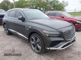 2025 Genesis GV80 Prestige z VIN KMUHEESC5SU239383, wystawiony jako IAAI lot #42286176 z przebiegiem 8 795 mil mil oraz . Historia ofert i sprzedaży dostępna na DreamBid. Obrazek 1.