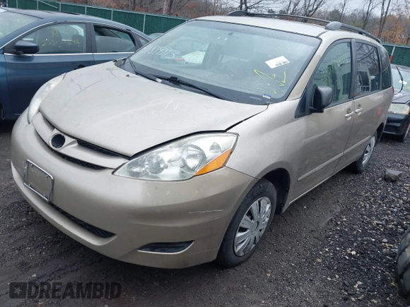 2009 Toyota Sienna CE with VIN 5TDZK23CX9S250245, listed as a IAAI auction lot 41819813 with 999,999 mi miles. Bid and sale history available at carsss.com. Image 2.