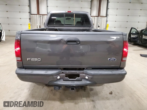 2003 Ford F-250 XL с VIN 1FTNW21LX3EA89107, выставлен на аукционе Copart как лот 86303784 с пробегом 134 438 миль миль и Списание • Salvage title. История ставок и продаж доступна на DreamBid. Изображение 6.