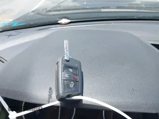 2019 Volkswagen Tiguan S с VIN 3VV1B7AX0KM027381, выставлен на аукционе IAAI как лот 42332275 с пробегом 48 632 миль миль и . История ставок и продаж доступна на DreamBid. Изображение 11.