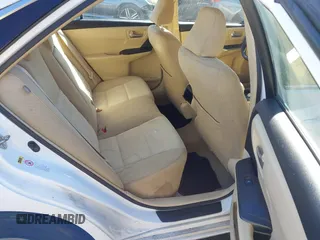 2015 Toyota Camry XLE with VIN 4T1BF1FK7FU023620, listed as a IAAI auction lot 40901262 with 122,968 mi miles. Bid and sale history available at carsss.com. Image 8.