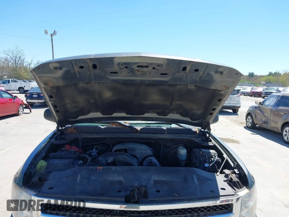 2011 Chevrolet Silverado 1500 LT with VIN 1GCRKSE36BZ417931, listed as a IAAI auction lot 42143166 with 180,033 mi miles and . Bid and sale history available at DreamBid. Image 10.