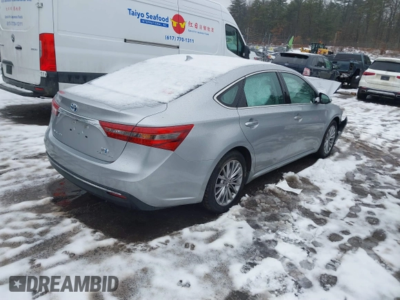 2016 Toyota Avalon XLE Premium z VIN 4T1BD1EB0GU049999, wystawiony jako IAAI lot #41624589 z przebiegiem 61 785 mil mil oraz . Historia ofert i sprzedaży dostępna na DreamBid. Obrazek 4.