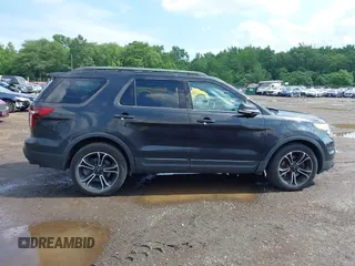 2015 Ford Explorer Sport z VIN 1FM5K8GTXFGA00534, wystawiony jako IAAI lot #42562157 z przebiegiem 178 420 mil mil oraz . Historia ofert i sprzedaży dostępna na DreamBid. Obrazek 13.