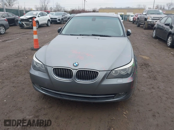 2009 BMW 5 Series 528i with VIN WBANU53549C121735, listed as a IAAI auction lot 41536727 with 157,813 mi miles and . Bid and sale history available at carsss.com. Image 12.