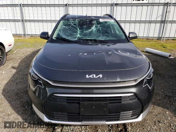 2024 Kia Niro LX with VIN KNDCP3LE8R5179213, listed as a Copart auction lot 49829785 with 9,224 mi miles and Salvage Title. Bid and sale history available at carsss.com. Image 5.