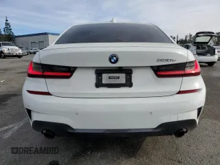 2022 BMW 3 Series 330e with VIN 3MW5P7J00N8C57811, listed as a Copart auction lot 42154045 with 29,705 mi miles and Salvage Title. Bid and sale history available at carsss.com. Image 6.