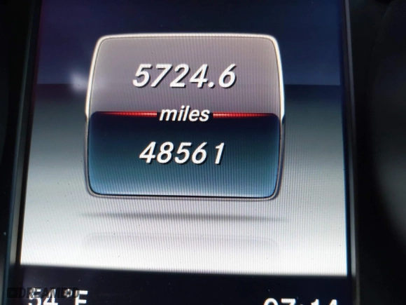 2019 Mercedes-Benz GLC with VIN WDC0G5EB1KF519491, listed as a IAAI auction lot 41858783 with 48,561 mi miles. Bid and sale history available at carsss.com. Image 15.