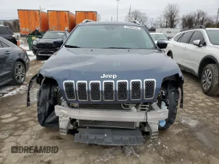 2021 Jeep Cherokee Latitude with VIN 1C4PJLCB3MD196105, listed as a Copart auction lot 44984435 with 32,155 mi miles and Salvage Title. Bid and sale history available at carsss.com. Image 5.