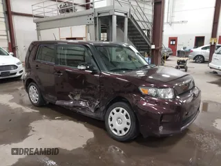 2014 Scion xB z VIN JTLZE4FE5EJ058324, wystawiony jako IAAI lot #41653864 z przebiegiem 129 873 mil mil oraz . Historia ofert i sprzedaży dostępna na DreamBid. Obrazek 1.