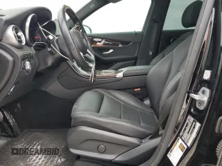 2022 Mercedes-Benz GLC 300 z VIN W1N0G8EB8NG071779, wystawiony jako Copart lot #53069735 z przebiegiem 26 996 mil mil oraz Szkoda całkowita • Salvage title. Historia ofert i sprzedaży dostępna na DreamBid. Obrazek 7.