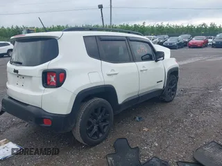 2017 Jeep Renegade Latitude с VIN ZACCJBBB5HPG63638, выставлен на аукционе IAAI как лот 42176944 с пробегом 143 930 миль миль и . История ставок и продаж доступна на DreamBid. Изображение 4.