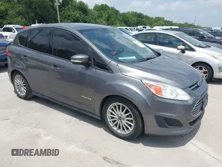 2013 Ford C-Max SE z VIN 1FADP5AU8DL556966, wystawiony jako IAAI lot #42420493 z przebiegiem 70 719 mil mil oraz . Historia ofert i sprzedaży dostępna na DreamBid. Obrazek 1.