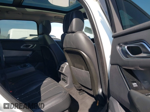 2019 Land Rover Range Rover Velar S с VIN SALYB2EXXKA795871, выставлен на аукционе IAAI как лот 41649083 с пробегом 84 891 миль миль и . История ставок и продаж доступна на DreamBid. Изображение 8.
