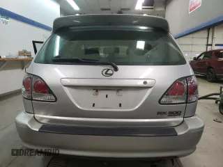 2001 Lexus RX 300 with VIN JTJHF10U310213467, listed as a Copart auction lot 83405024 with 177,059 mi miles and Salvage Title. Bid and sale history available at carsss.com. Image 6.