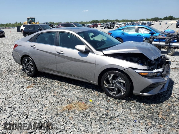 2025 Hyundai Elantra SEL Convenience with VIN KMHLS4DG9SU943131, listed as a Copart auction lot 54518735 with 876 mi miles and Non Repairable. Bid and sale history available at DreamBid. Image 4.