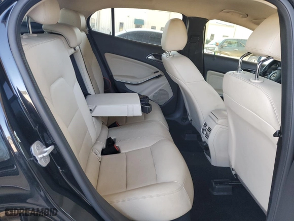 2018 Mercedes-Benz GLA with VIN WDCTG4EB3JJ421436, listed as a Copart auction lot 48313025 with 130,468 mi miles and Clean Title. Bid and sale history available at carsss.com. Image 10.