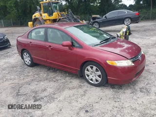2008 Honda Civic LX z VIN 1HGFA16538L001221, wystawiony jako IAAI lot #42544847 z przebiegiem 111 256 mil mil oraz . Historia ofert i sprzedaży dostępna na DreamBid. Obrazek 1.