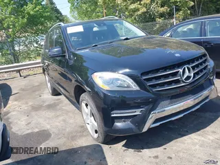 2014 Mercedes-Benz M 350 z VIN 4JGDA2EB0EA385223, wystawiony jako IAAI lot #42056714 z przebiegiem 185 750 mil mil oraz . Historia ofert i sprzedaży dostępna na DreamBid. Obrazek 1.