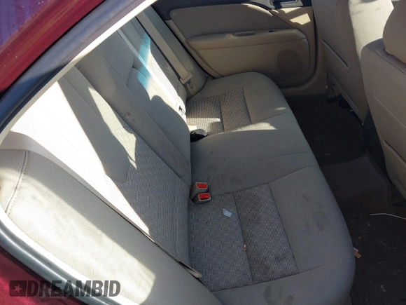 2011 Ford Fusion SE with VIN 3FAHP0HA7BR212169, listed as a IAAI auction lot 41838027 with 110,964 mi miles. Bid and sale history available at carsss.com. Image 8.