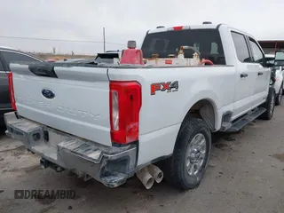 2024 Ford Super Duty F-250 SRW XL with VIN 1FT7W2BT8REC67547, listed as a IAAI auction lot 41260449 with 25,964 mi miles. Bid and sale history available at carsss.com. Image 4.